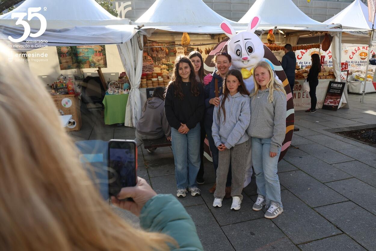 🐰 𝐅𝐞𝐢𝐫𝐚 𝐝𝐚 𝐏á𝐬𝐜𝐨𝐚 𝐞𝐦 𝐄𝐫𝐦𝐞𝐬𝐢𝐧𝐝𝐞